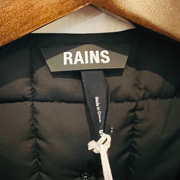 Brand New RAINS Giron Liner Vest In Black Size Small - Picture 8 of 16